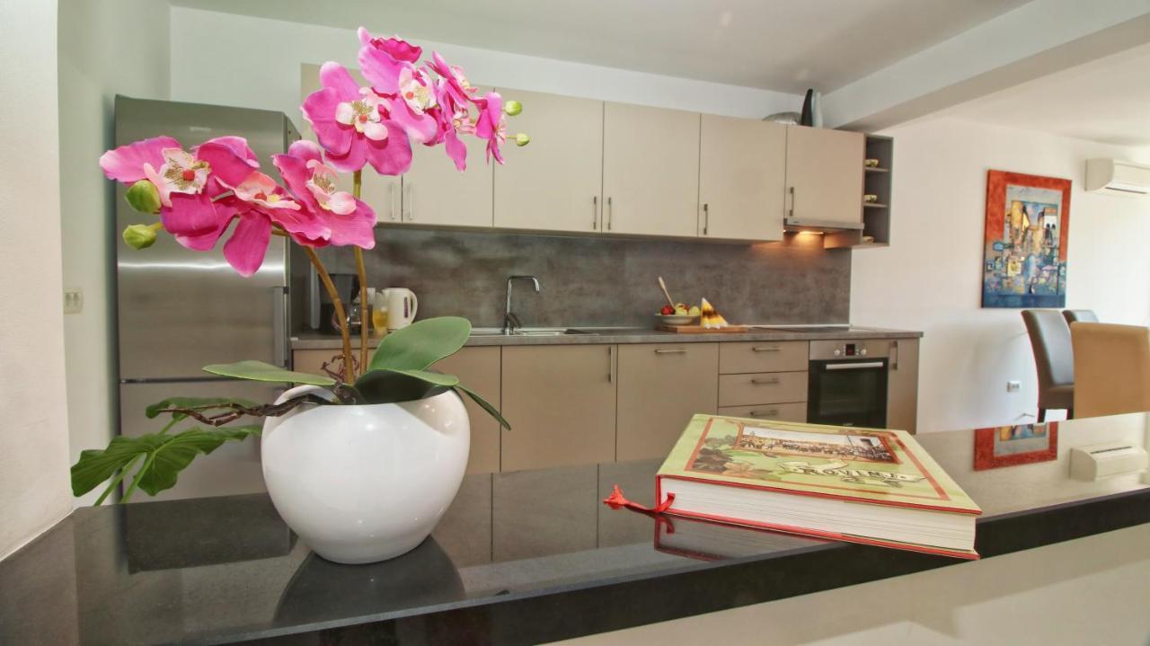 Guesthouse Esma Rovinj Bagian luar foto