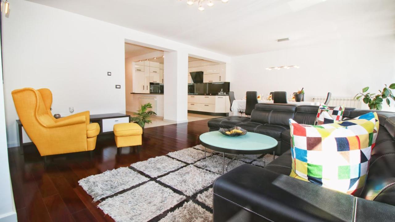 Guesthouse Esma Rovinj Bagian luar foto